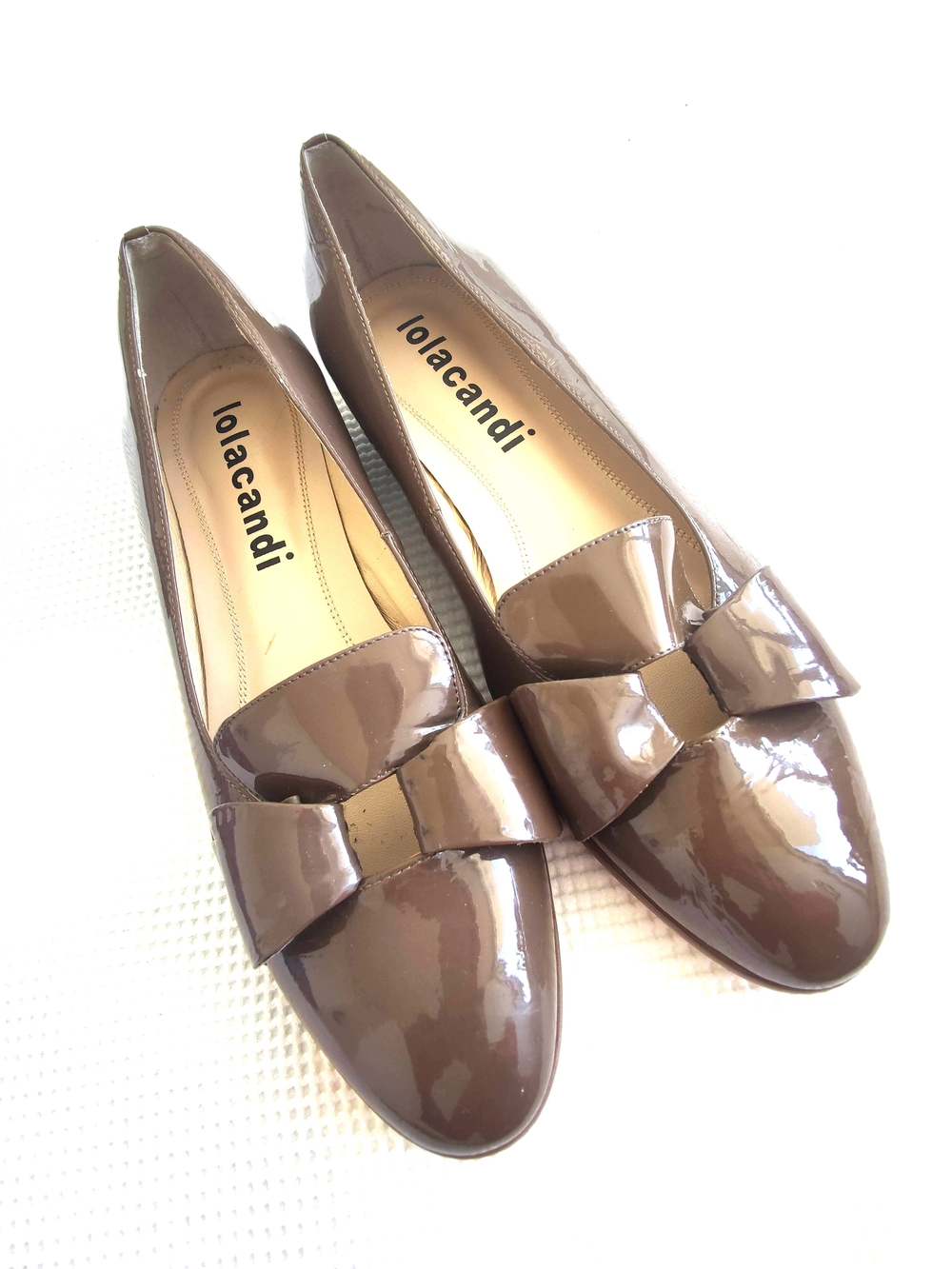 Elegant Brown Patent Leather Flats with Bow – EU 36